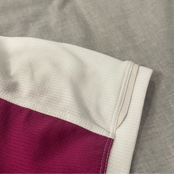 MEC Mountain Equipment Coop Women's technical athletic t shirt size small - Picture 4 of 5